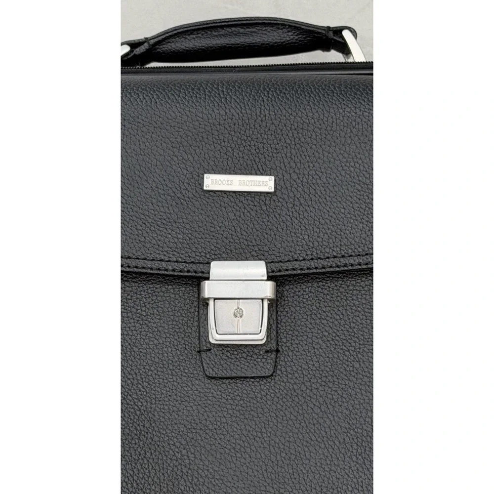 Brooks Brothers Business Case Black Leather Rolling Carry-on 18